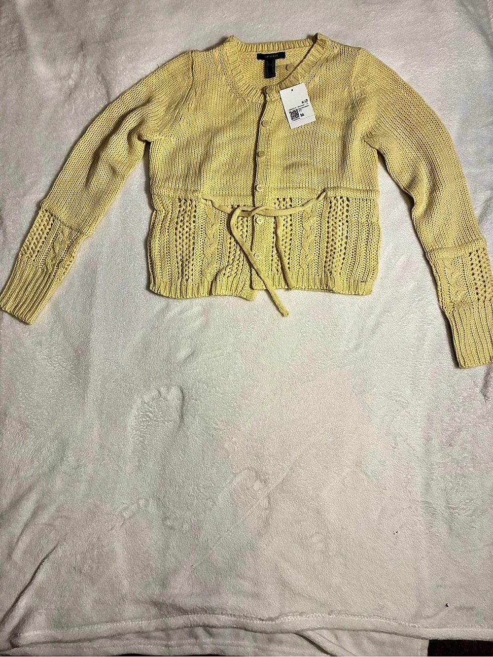Forever 21 Knit Tie-Front Cardigan in Yellow Size Medium NWT